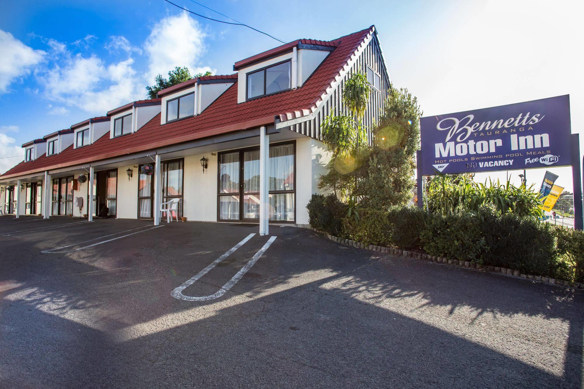 Bennetts Thermal Motor Inn Tauranga Bagian luar foto